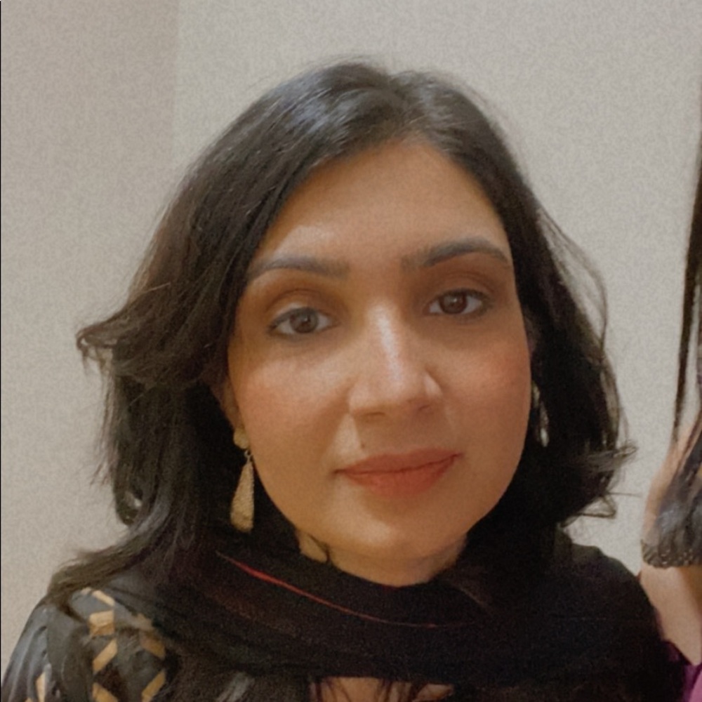 Meet your Posher, Ayesha